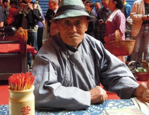 算姻缘婚姻准的算命先生介绍
